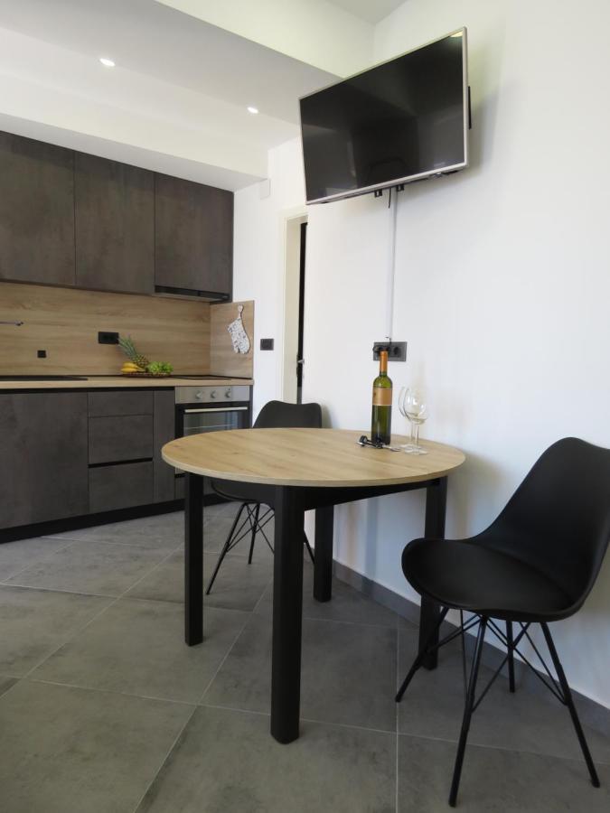 Nevera Apartment Mlini Exterior photo